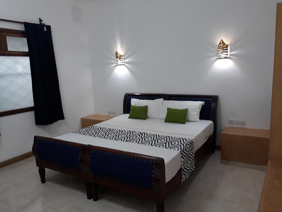 27 Cafe Zanzibar Airport Hotel Екстериор снимка
